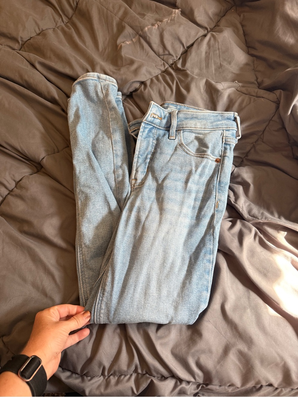 Old Navy Light Blue Skinny Jeans - Picture 1 of 3